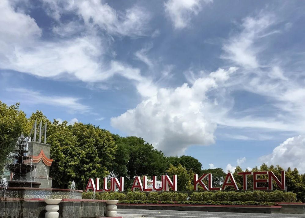 Alun Alun Klaten: Wisata Favorit Keluarga di Tengah Kota
